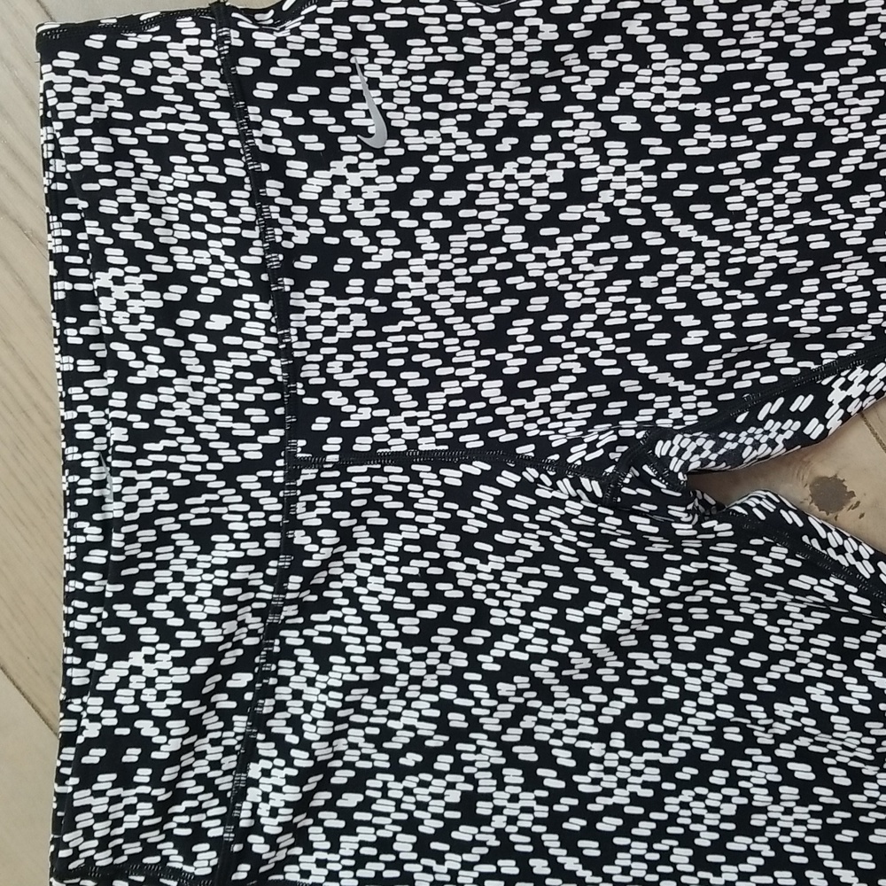 NIKE Dri Fit Activewear Leggings Sz Large - Picture 2 of 8